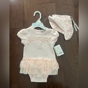 Harry & Violet Ruffle Onesie & Bonnet
